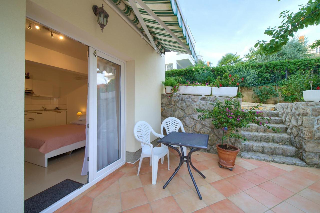 Mara Matic Apartment Malinska