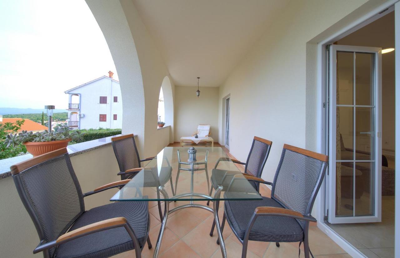 Apartment Mara Matic Malinska